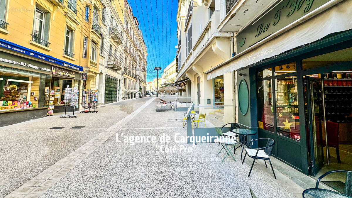 Commerce à HYERES