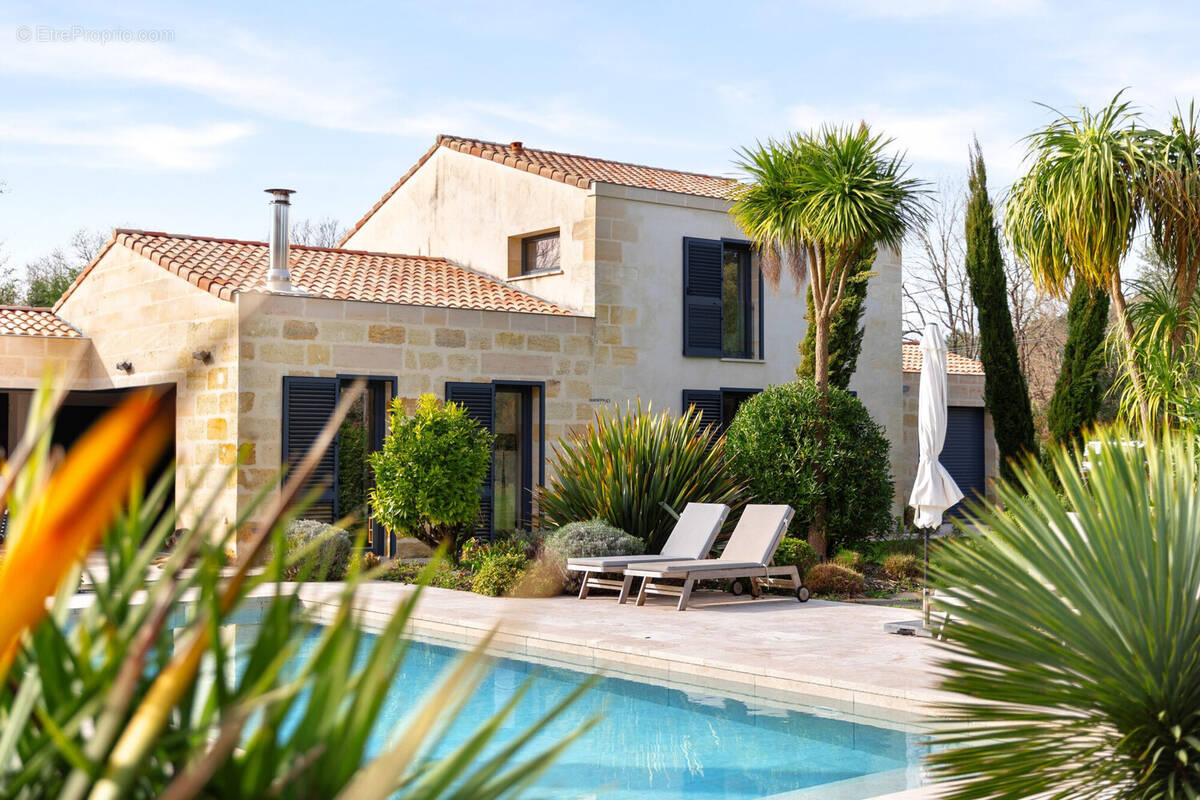 Maison à GRAYAN-ET-L'HOPITAL