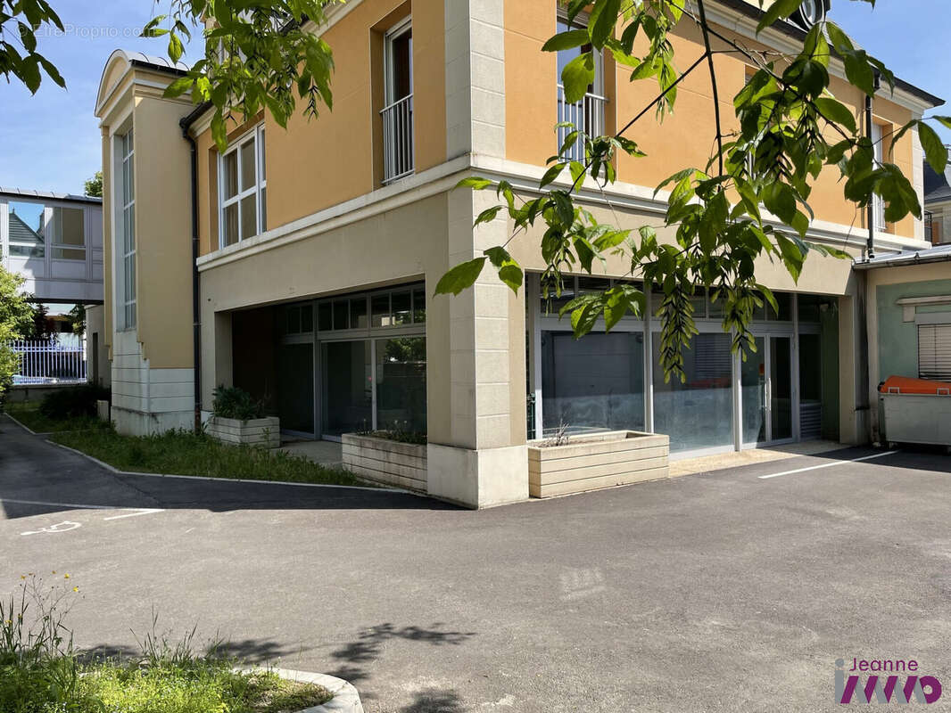 Commerce 173 m² à Belfort  - photo 3