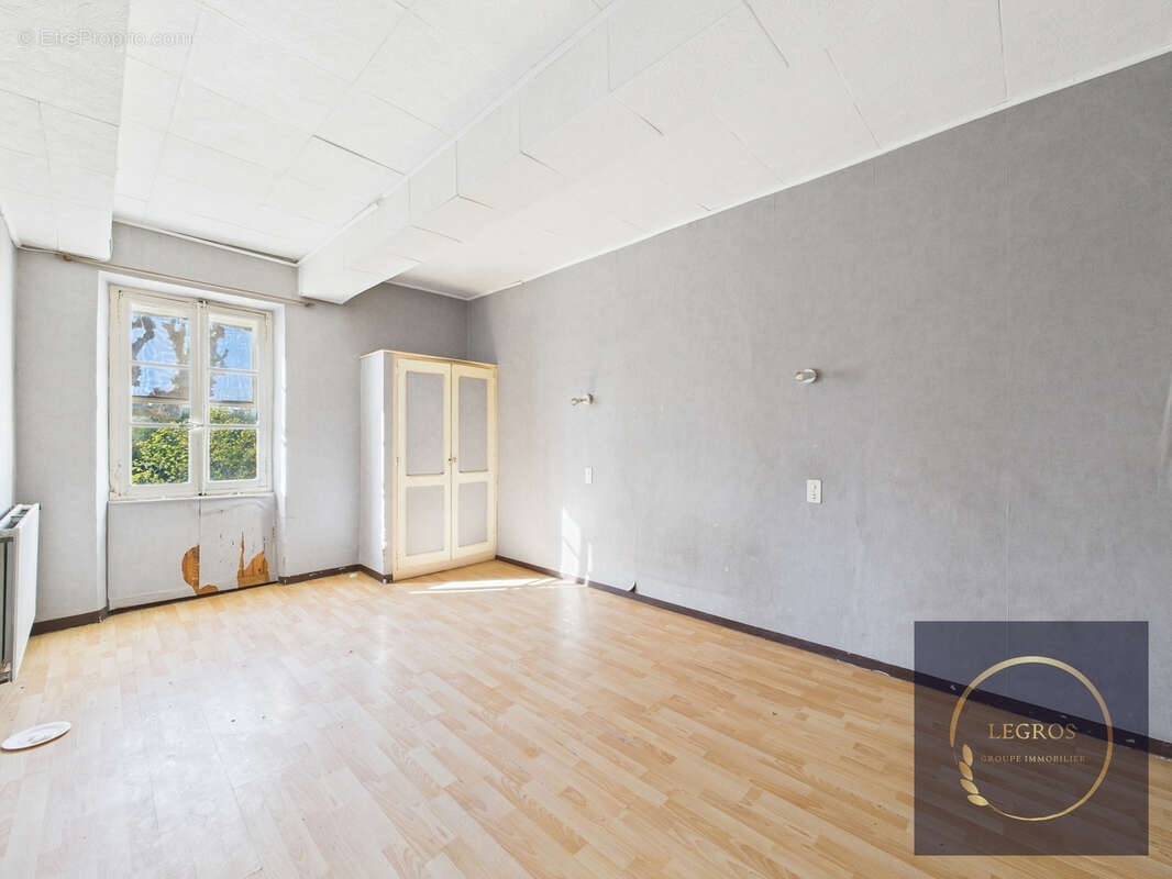Magnifique Mas Provençal au Thor - Potentiel d'Investissement - photo 10