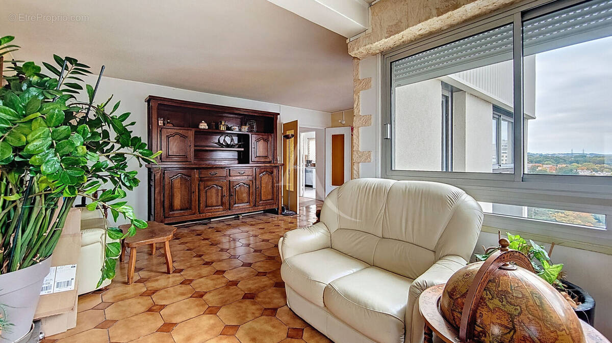 Appartement à MASSY