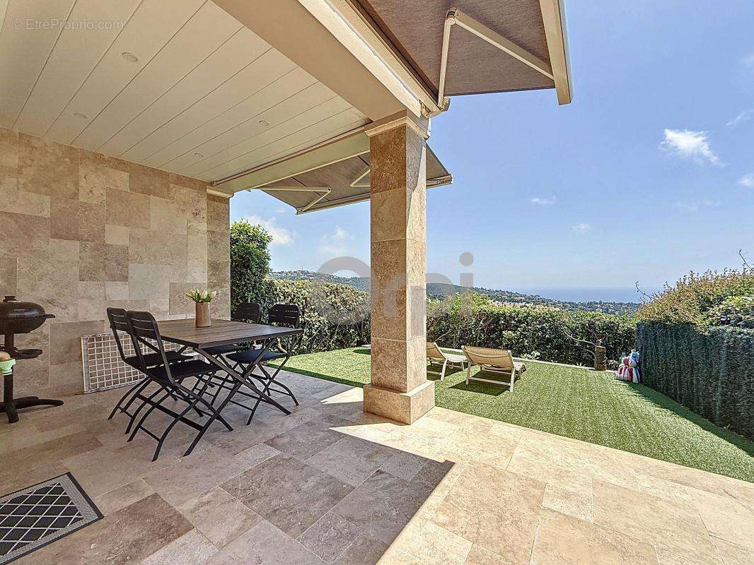 Maison à LES ISSAMBRES