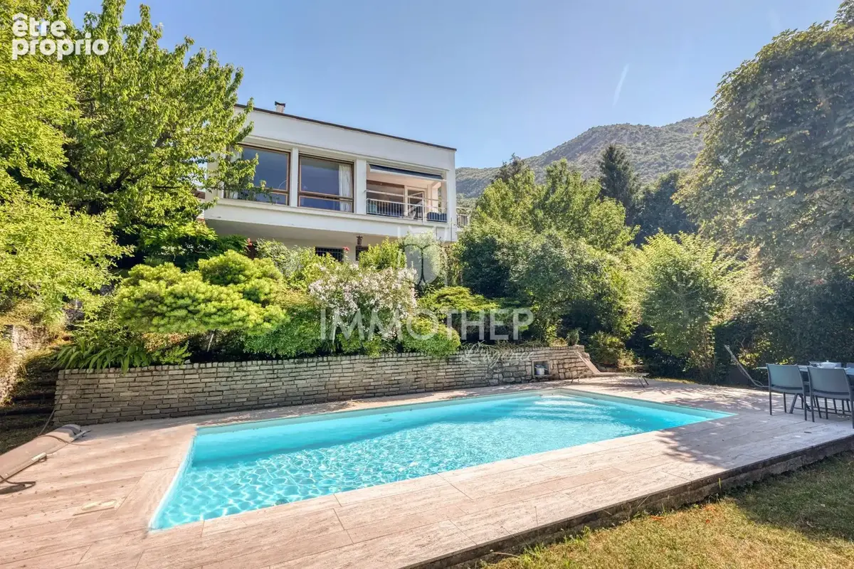 Maison 133 m² à Saint-Martin-Le-Vinoux  - photo 2