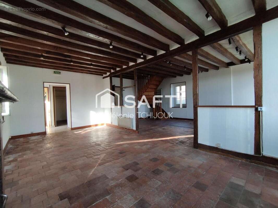 Photo 2 - Maison à SAINT-MAURICE-SUR-AVEYRON