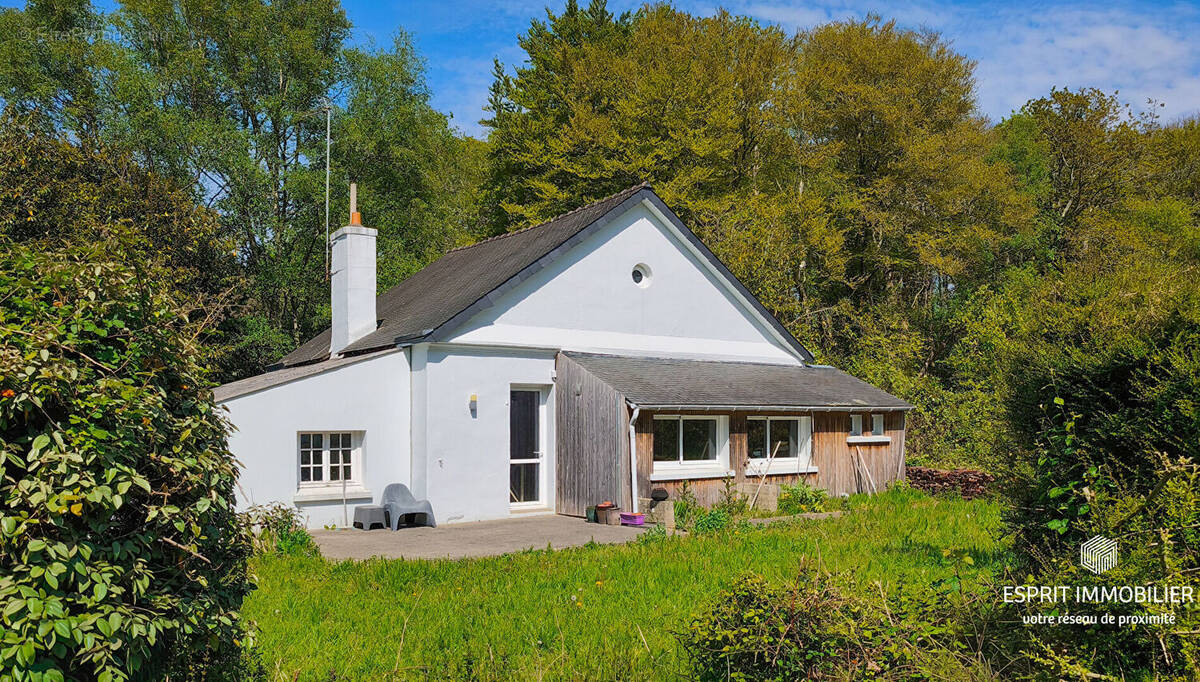 Maison à RIEC-SUR-BELON