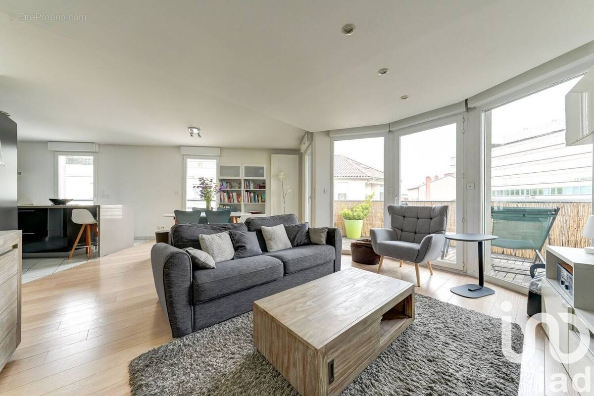 Photo 1 - Appartement à LYON-3E