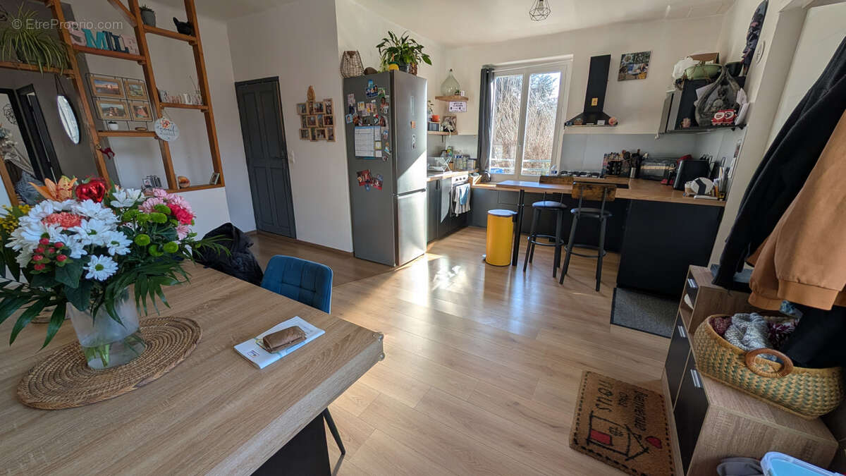 Appartement à GANGES