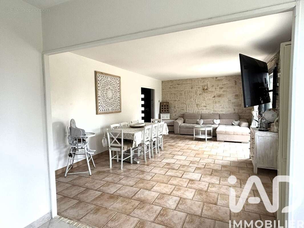 Photo 5 - Maison à SAINT-LEU-D'ESSERENT