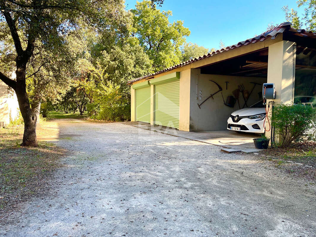 Maison à MAZAN