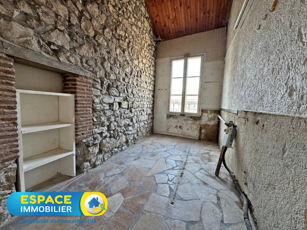 Autre à CHATEAUNEUF-SUR-LOIRE