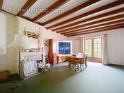 Maison à MONTLIEU-LA-GARDE