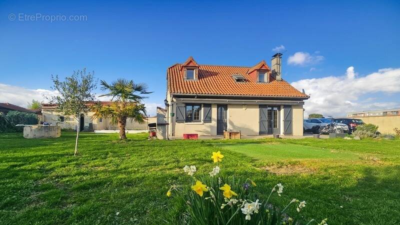 Maison à ORLEIX