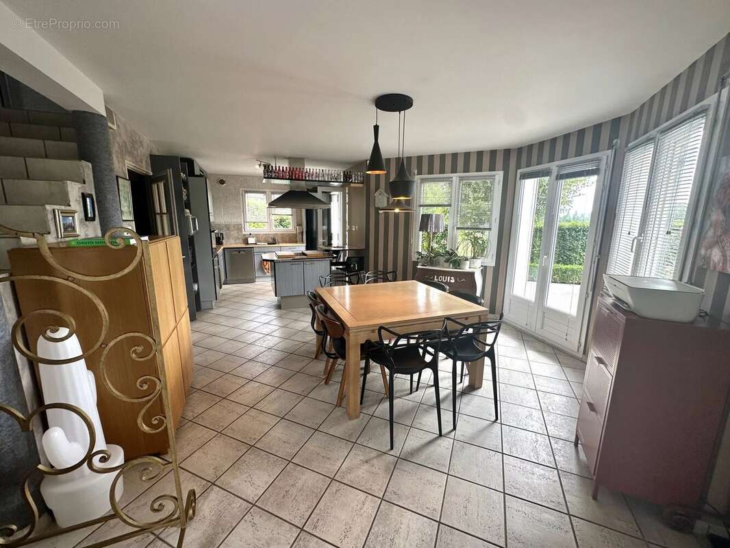 Maison à AIX-LES-BAINS