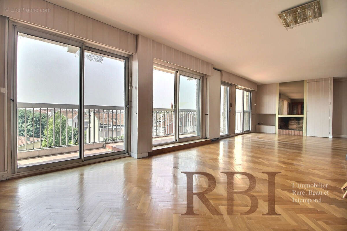 Appartement de caractère de 160m2 avec vues dégagées - photo 2