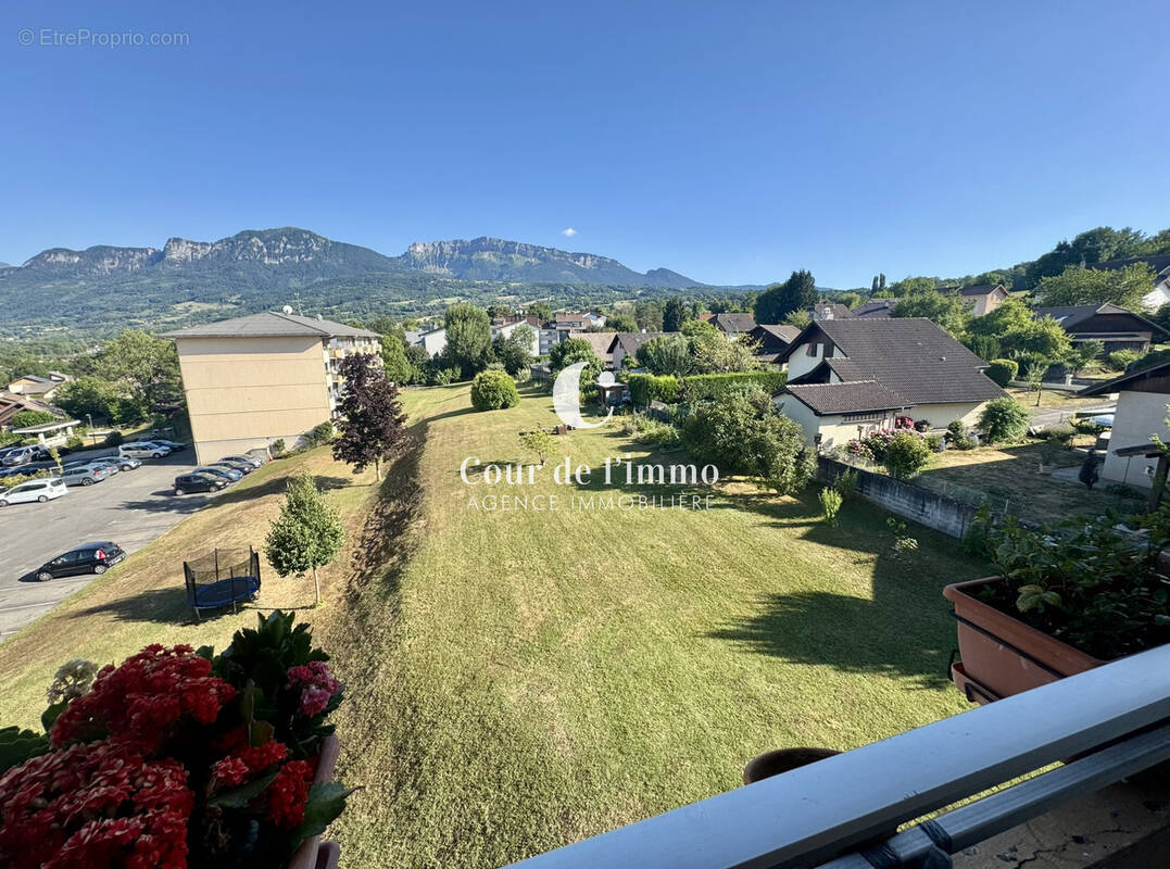 Appartement à LA ROCHE-SUR-FORON