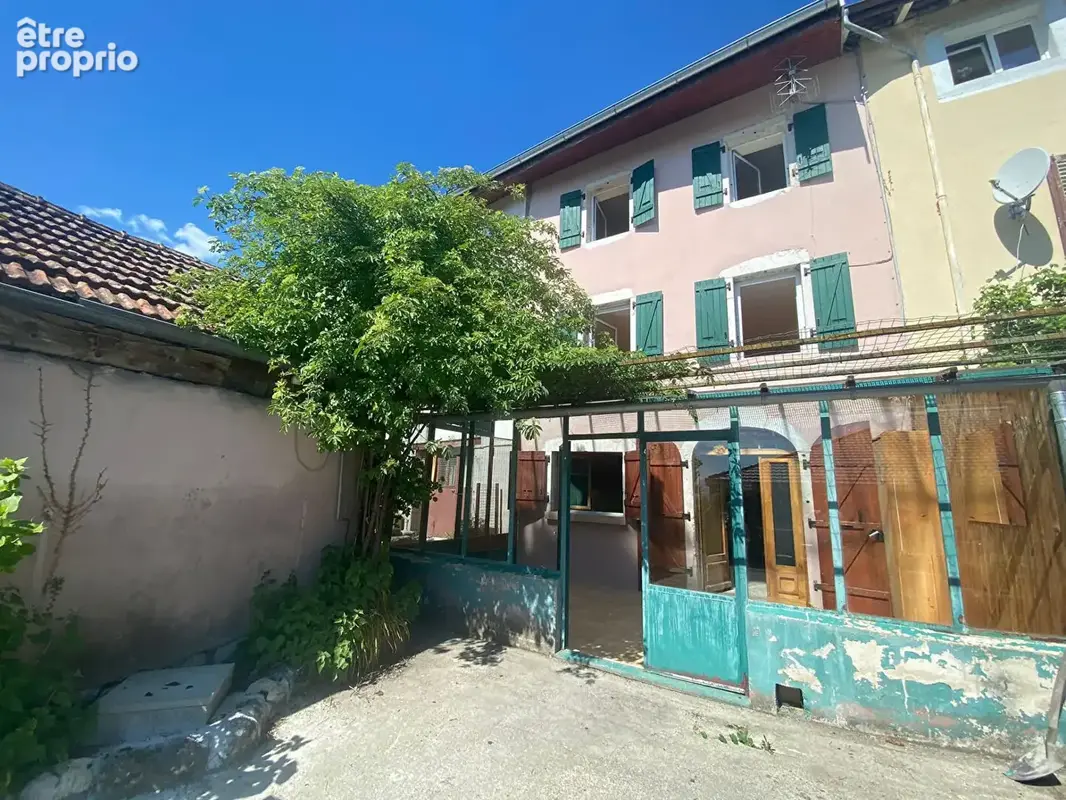 Photo Maison à Farges au prix de 360 000€
