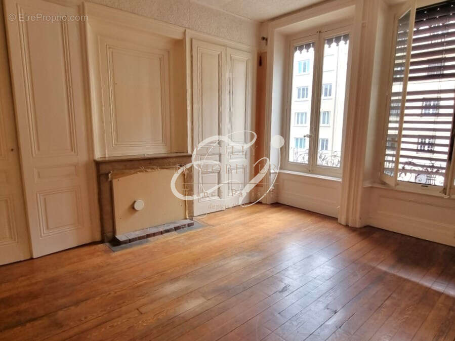 Appartement à LYON-3E