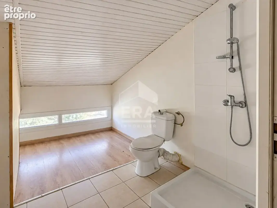 Ideal marchand - 2 batiments - 1 parcelle - bel emplacement - photo 13