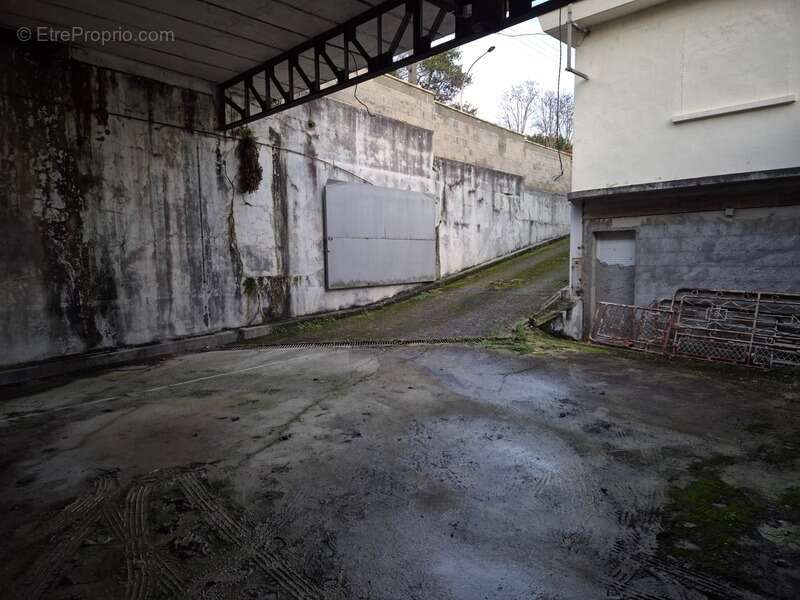 Commerce à ANGOULEME