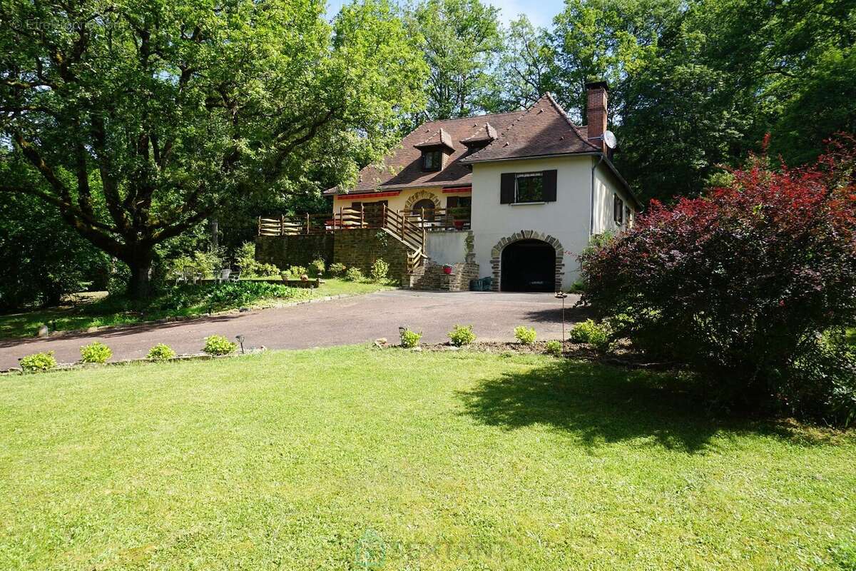 Maison à SAINT-JEAN-DE-COLE