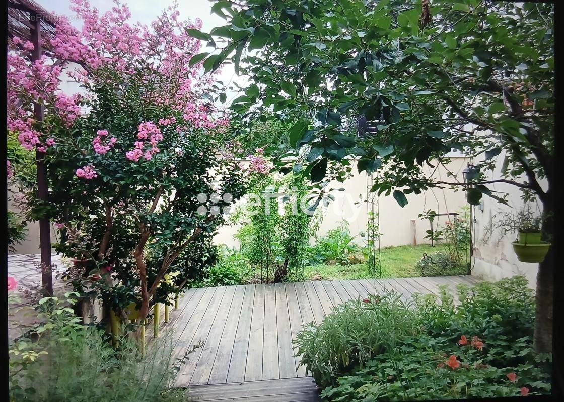 Maison à MAISONS-ALFORT