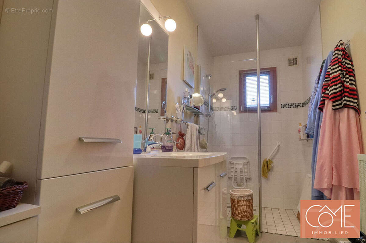 Maison à LA BOUEXIERE