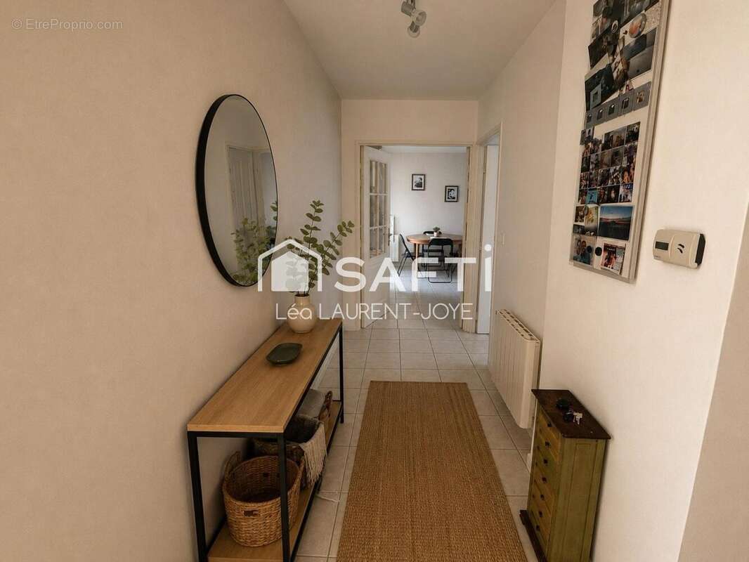 Appartement 69 m² à Tours  - photo 2