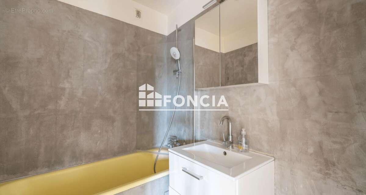 Appartement à RUEIL-MALMAISON