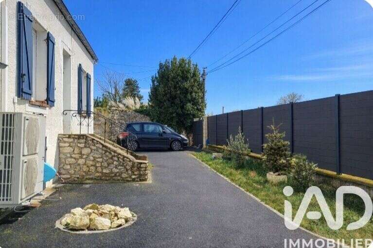 Photo 2 - Maison à HERICY