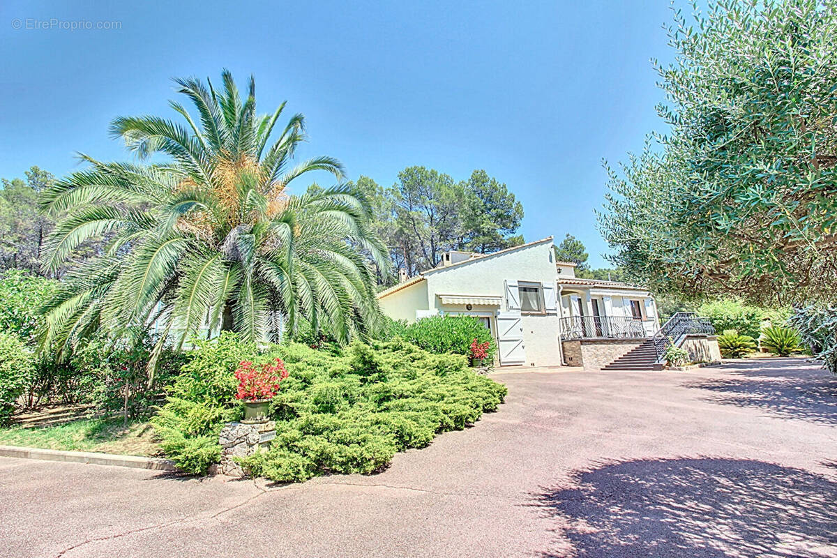 Maison à DRAGUIGNAN