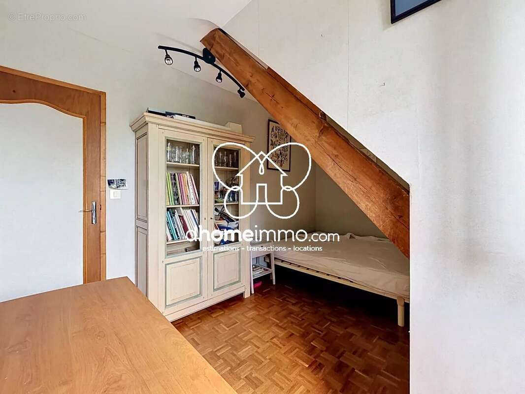 Maison à RAIMBEAUCOURT