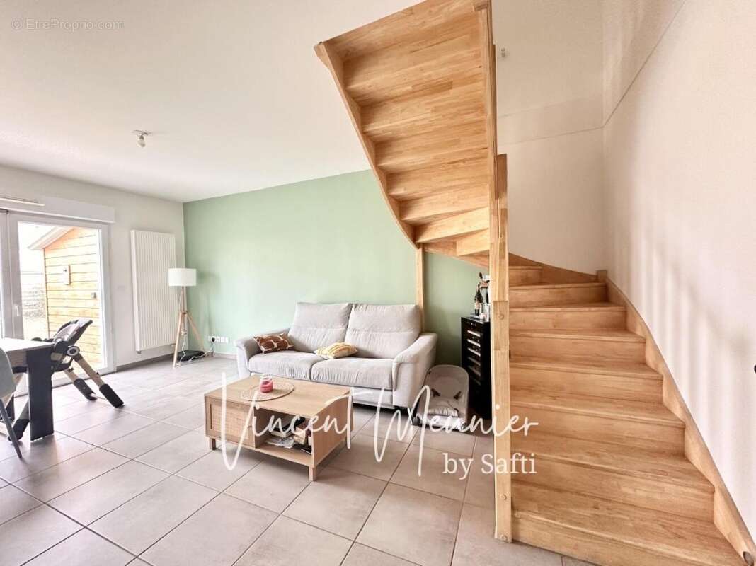 Photo 3 - Maison à SAINT-MAURICE-DE-BEYNOST