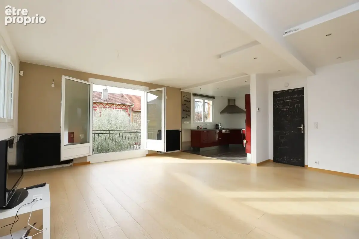 Maison 5 pièces 98 m² à vendre à Montreuil (93100) - photo 2