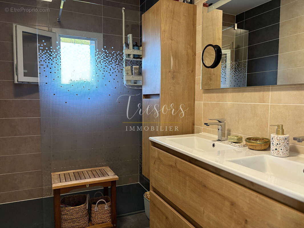 Appartement à SEYNOD