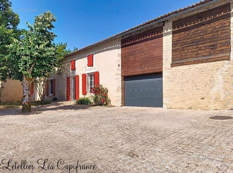 Maison à vendre 9 pièces SAINT CHRISTOPHE SUR ROC (79) - photo 3