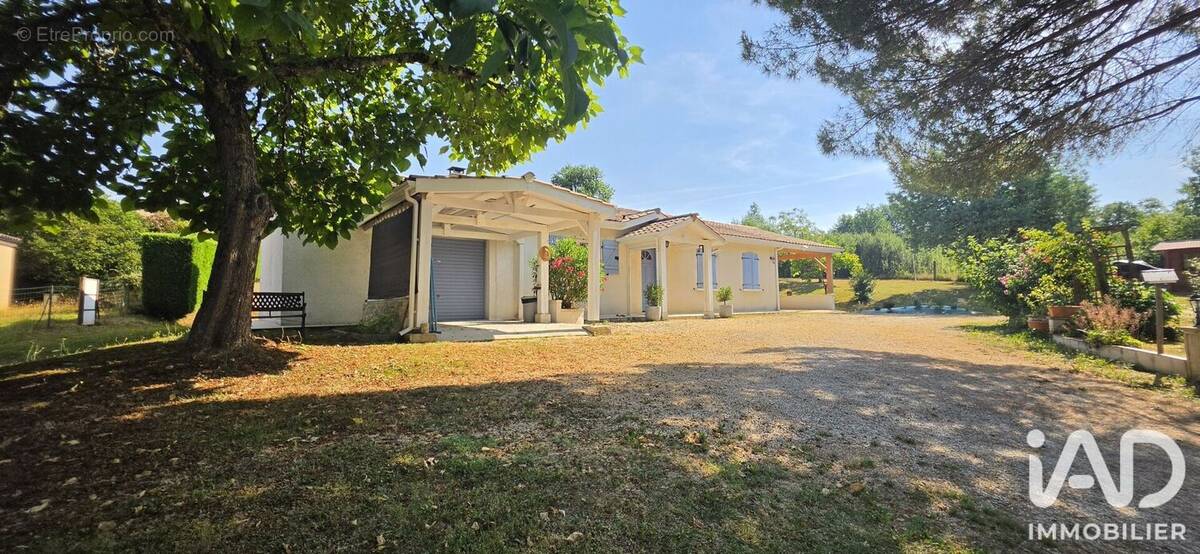 Photo 1 - Maison à CAMPSEGRET