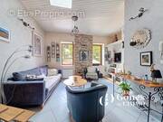 Appartement à GREZIEU-LA-VARENNE