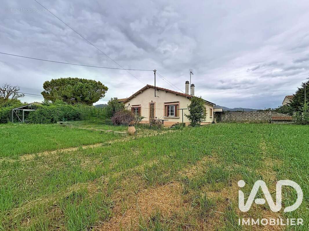 Photo 2 - Maison à AUBAGNE