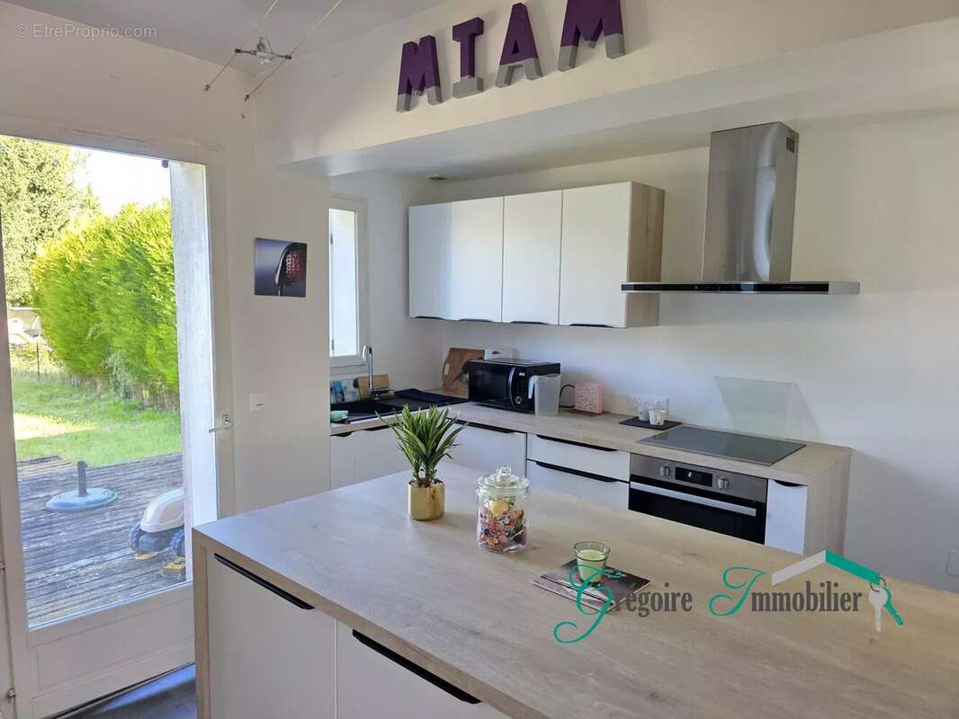 Maison à LA GENEVRAYE