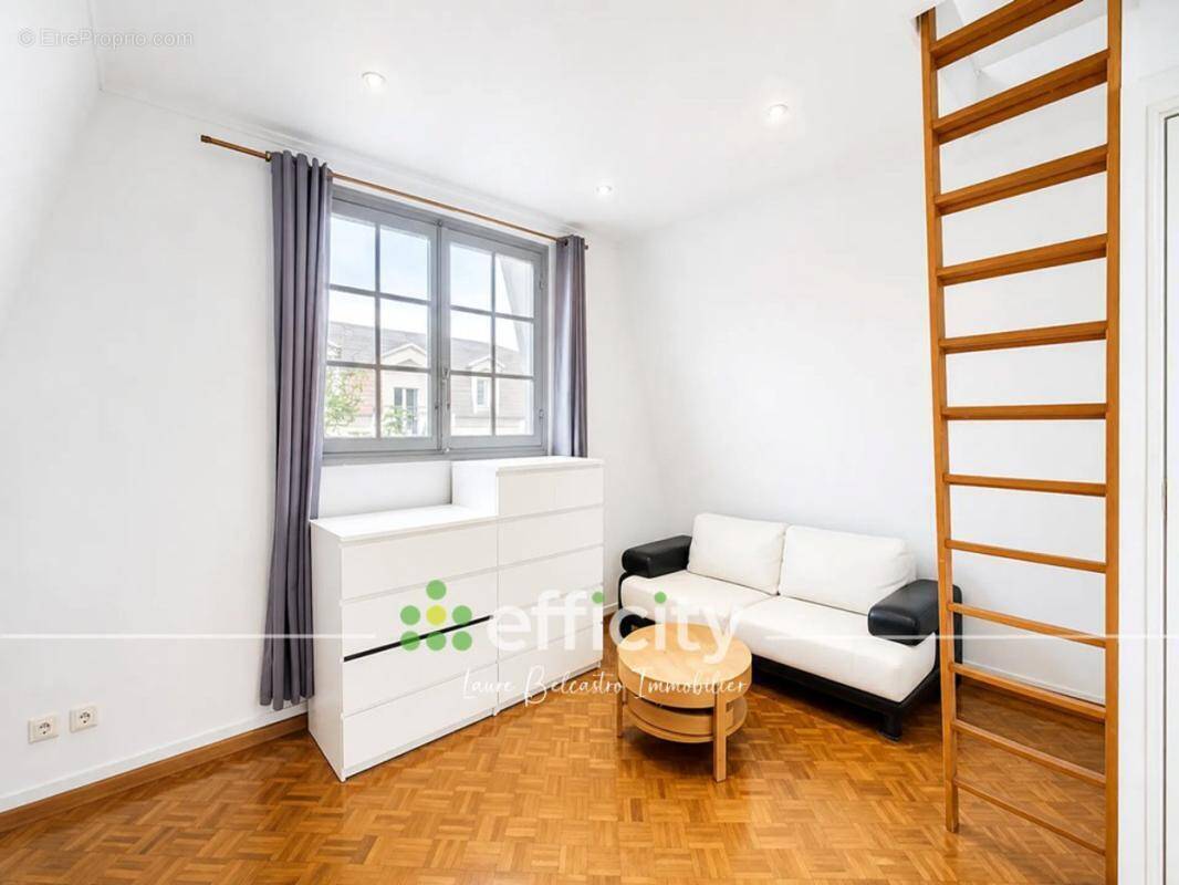 Appartement à CHENNEVIERES-SUR-MARNE