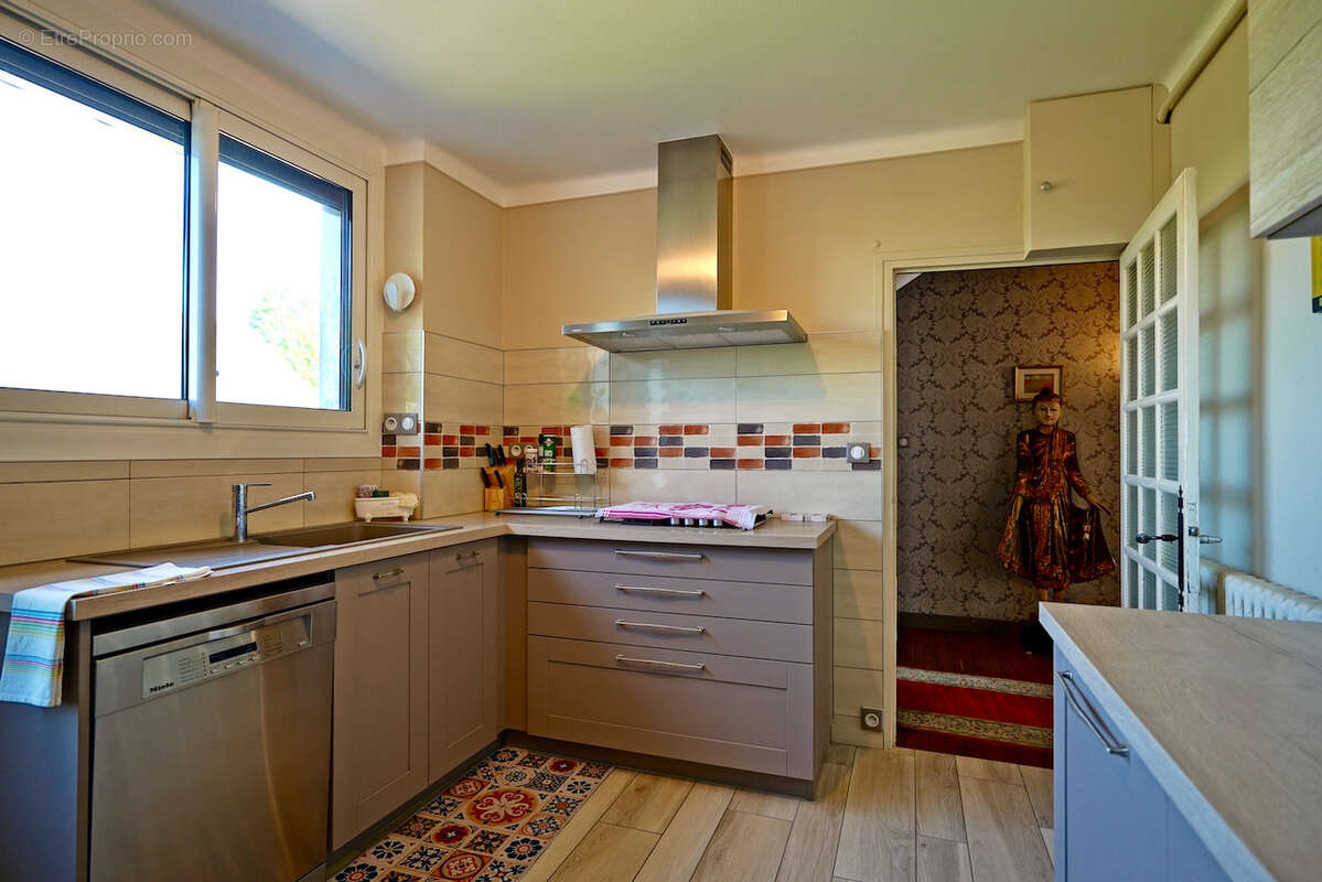 Maison à LA CHAPELLE-SAINT-LAURENT