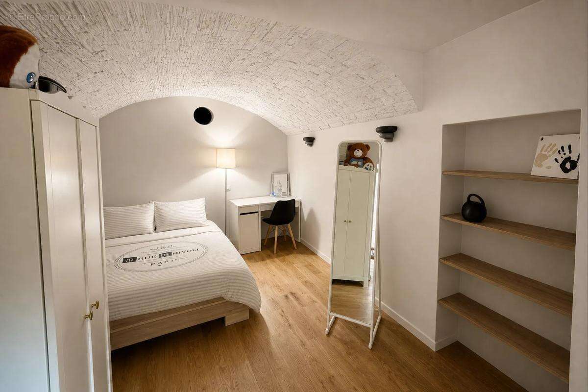 Maison rénovée 5 pièces 110 m² au calme, Peille - photo 9