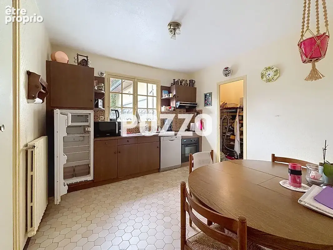 Coutances maison dans Résidence calme, 900 mètres du centre ville, 150 m2 environ, terrain de 900 m² - photo 5
