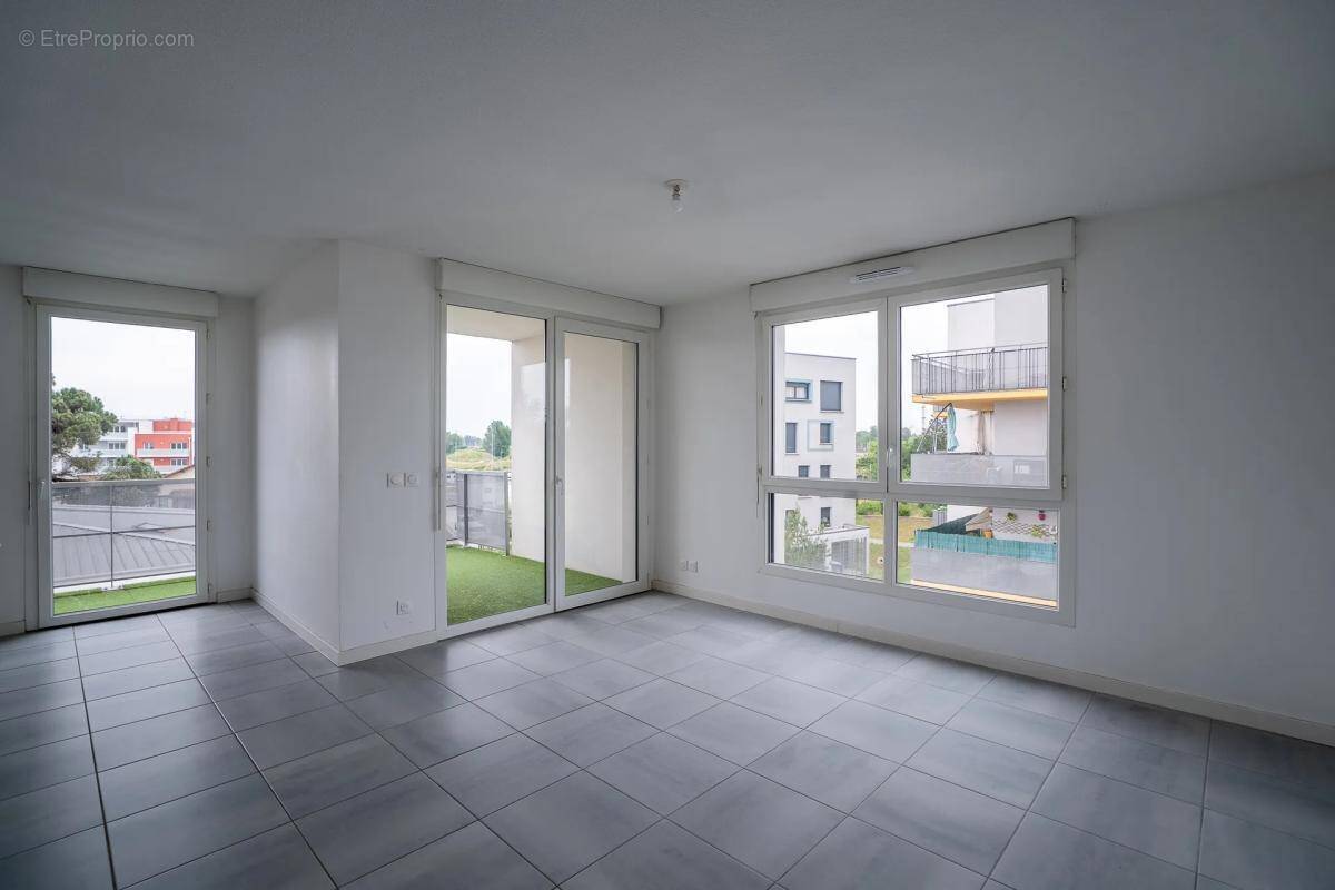 Appartement à VILLENAVE-D'ORNON