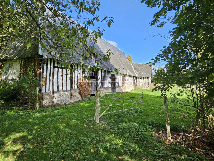 Maison à PONT-L&#039;EVEQUE