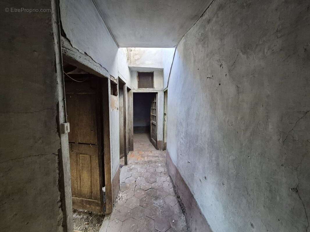 Maison à MILLAU