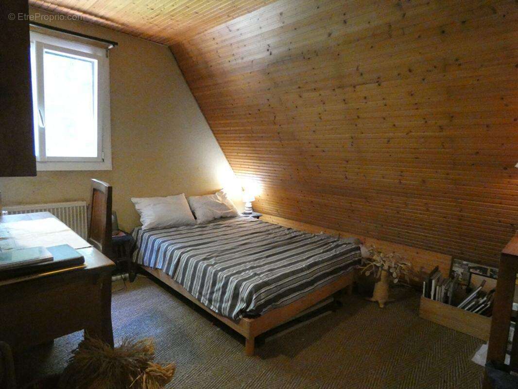 A 20kms des villes de QUIMPERLE et LORIENT, Maison de 134m2  - (160m2 au sol)  - sur environ 2,8 hectares ! - photo 14