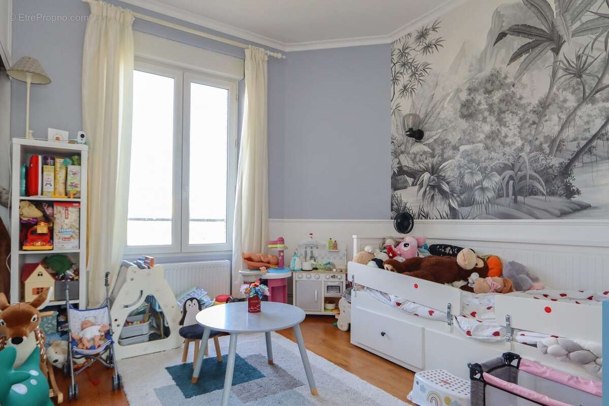Appartement 98 m² à Orleans  - photo 8