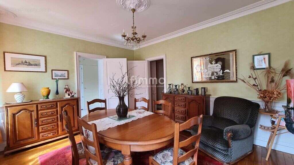 Maison à ATHIS-DE-L'ORNE