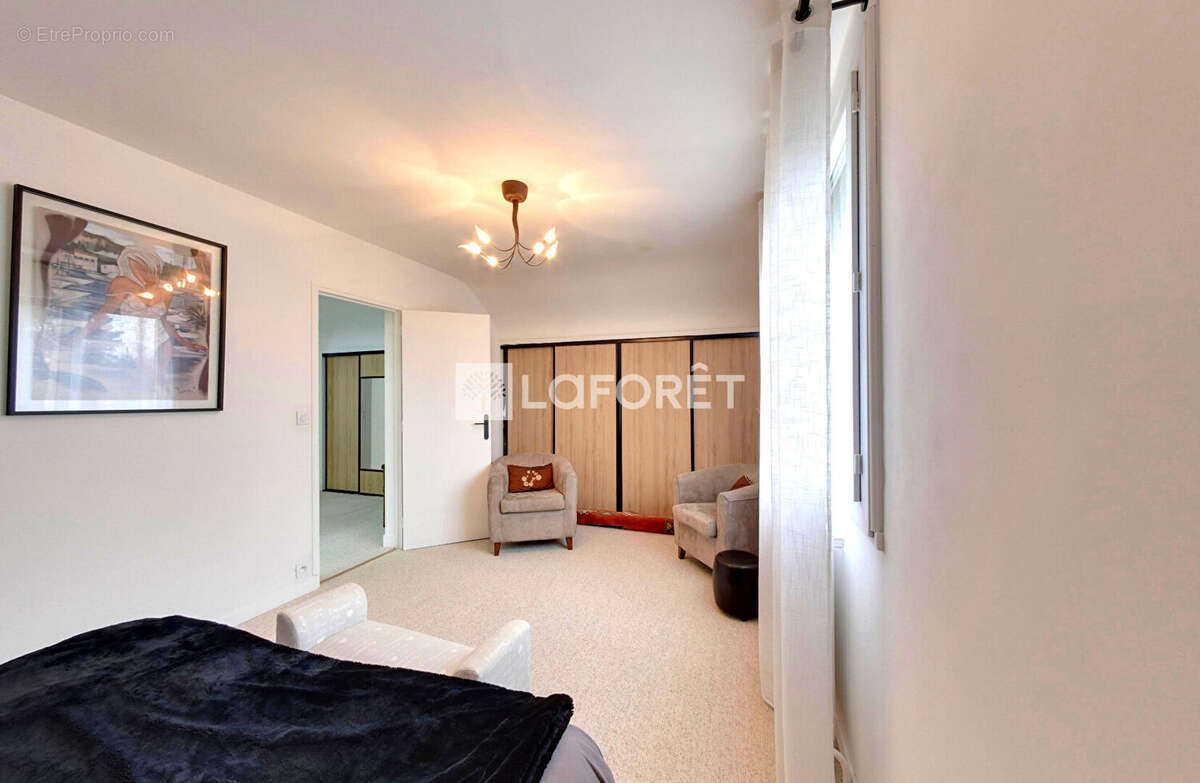 Maison à SAINT-GERMAIN-LA-BLANCHE-HERBE